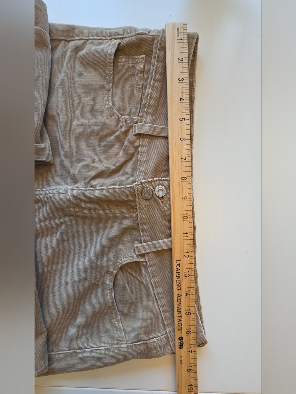 Levi's Women's Corduroy Bootcut Pants in Khaki ~ Size 10 Slender 526 - Picture 10 of 10